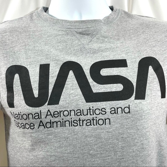 NASA Buzz Aldrin LS Sweatshirt Size Small - Picture 2 of 7